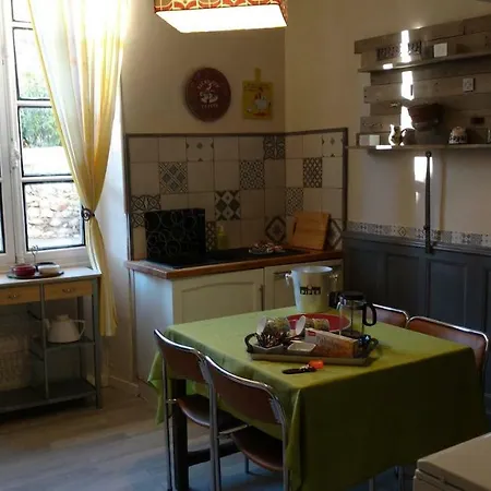 Appartements Ria Sirach Exterior photo
