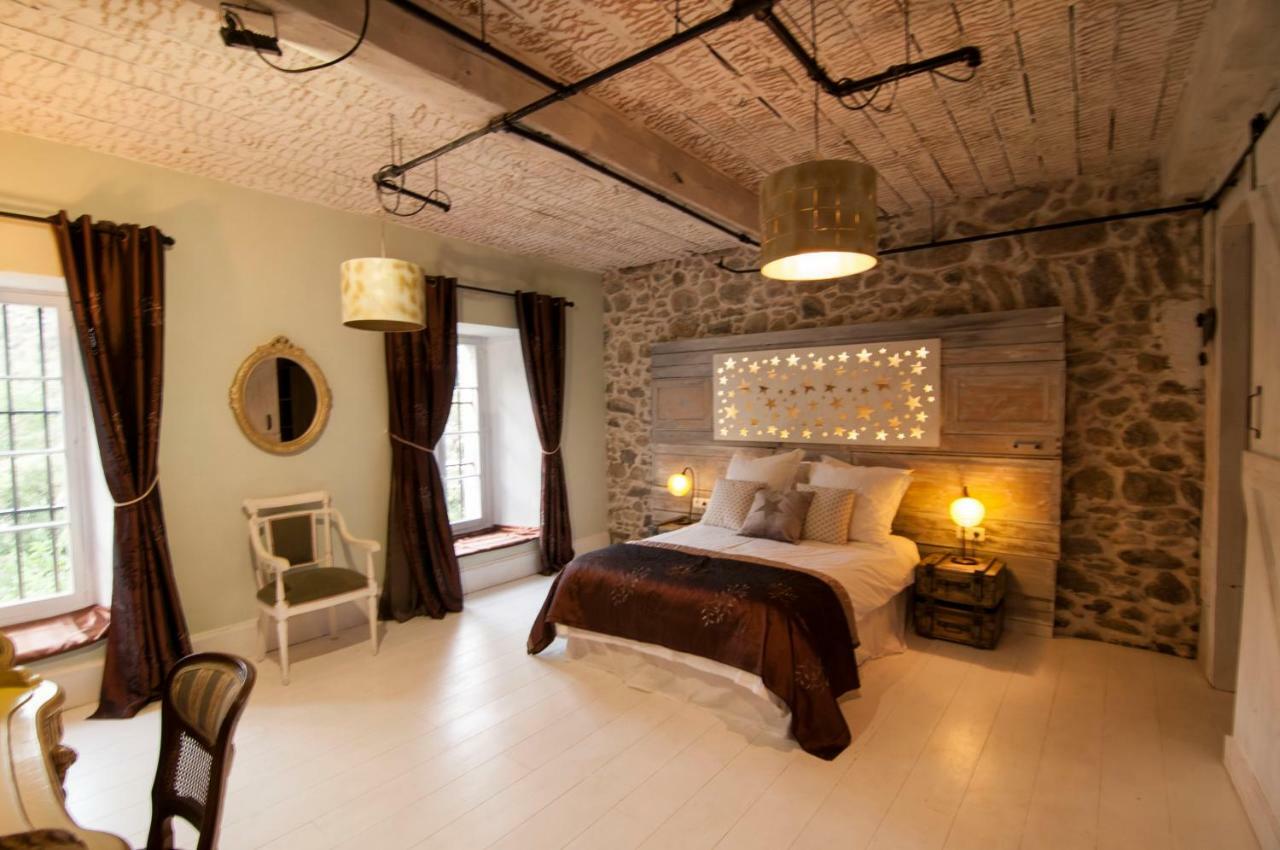 Sirach Apartment Ria